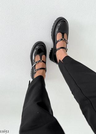 Черные натуральные лакированные лаковые туфли с ремешками на толстой подошве лак5 фото