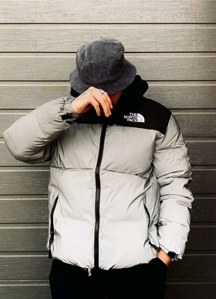 Зимовий пуховик tnf 700 reflective до -20 градусів.