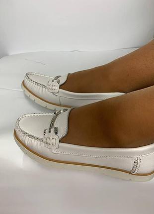 Жіночі мокасини шкіряні з натуральної шкіри туфлі на низькому ходу білі чорні повсякденні а012410032 фото