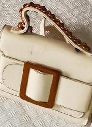Модная сумочка белая.2 фото