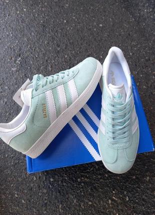 Кроссовки adidas gazelle