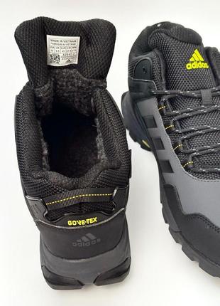 Зимові кросівки adidas terrex з хутром (gore tex)8 фото