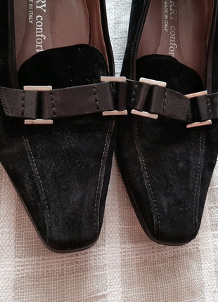 Італійські, чорні, замшеві туфлі7 фото