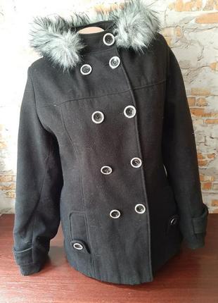 Зимова куртка пальто з капюшоном