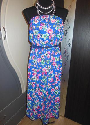 Коктельное платье бандо с цветочным принтом3 фото