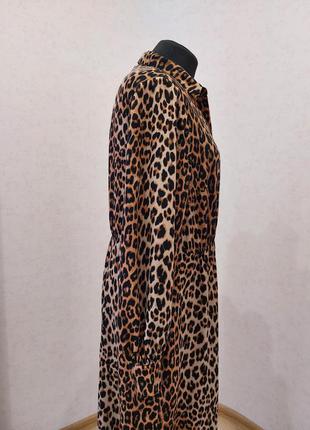 Платье-халат в тигровый принт4 фото
