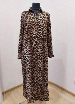 Платье-халат в тигровый принт1 фото