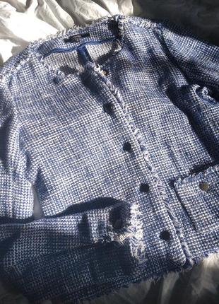 Трендовый твидовый пиджак в стиле zara укороченный сине-белый с пуговицами