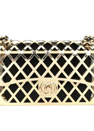 Шикарна сумка з каркасу.