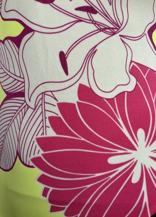 Wolford люксовый слитный купальник с цветком в лаймовом цвете9 фото