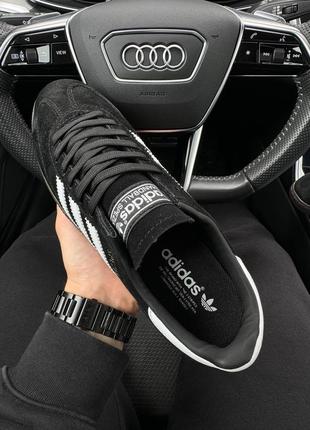 Кроссовки adidas