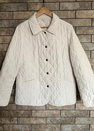 Белая, молочная стеганная демисезонная куртка giada