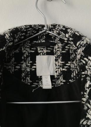 Весняна твідова куртка в гусячу лапку h&m чорно-біла куртка на весну чорна біла куртка бомбер10 фото