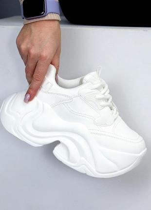 Белые массивные толстые кроссовки сникерсы утолщенная грубая подошва 35.5-399 фото