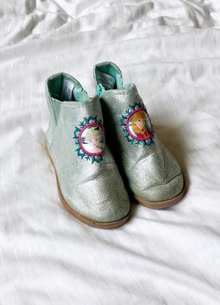 Блестящие сапоги disney