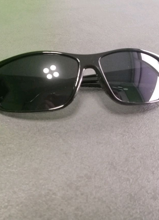 Солнцезащитные очки с антибликовым покрытием7 фото