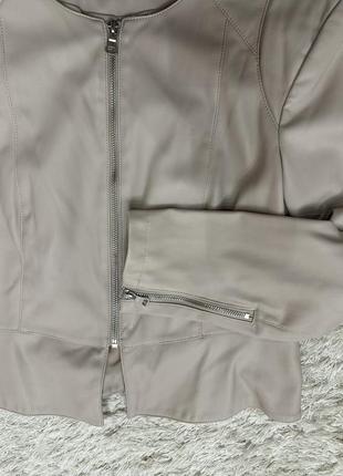 Куртка женская zara пудровая косуха из экокожи м6 фото