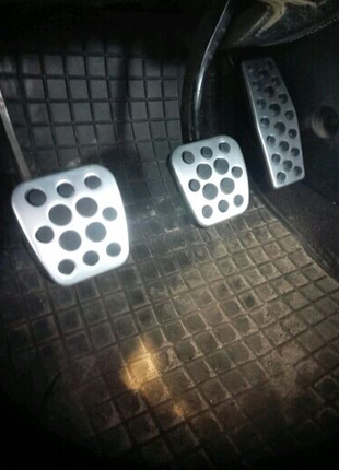 Накладки на педалі шевроле опель