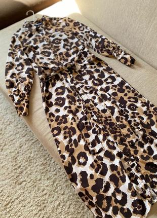 Платье в леопардовый принт визкоза6 фото
