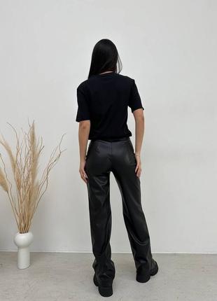 Качественные кожаные брюки, изнутри на замше3 фото