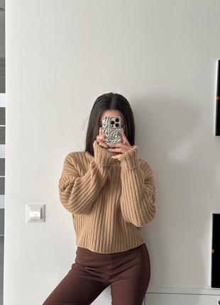 Укороченный вязаный свитер4 фото