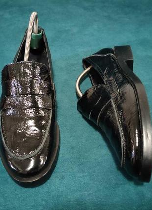 Стильні чорні туфлі лофери 5th avenue з натурального наплаку. розмір 40, 26 см.2 фото