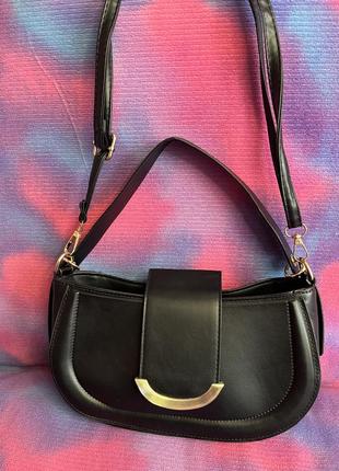 Женская сумка багет через плечо с двумя ремешками4 фото