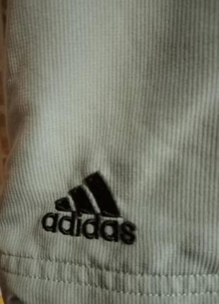 Спортивна безрукавка від adidas4 фото