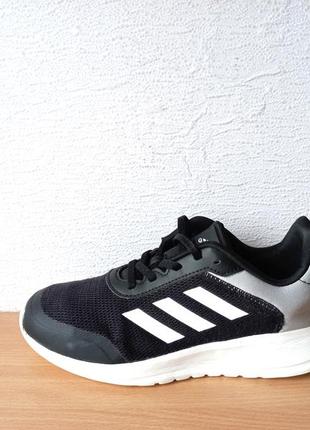 Легкие кроссовки adidas 38 р. стелька 24 см