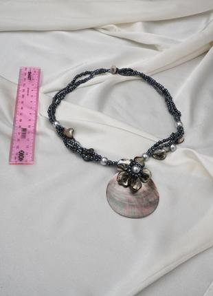 Ожерелье с бисера и ракушек2 фото