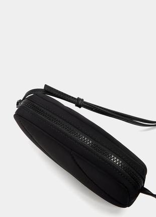 Класна чорна стьобана сумка через плечі pull and bear сумочка кросбоді2 фото