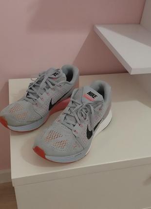 Кроссовки nike