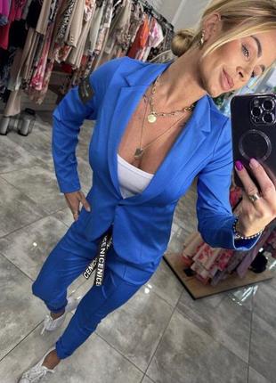 Костюм жіночний