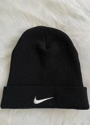 Nike шапка винтажная найк черная