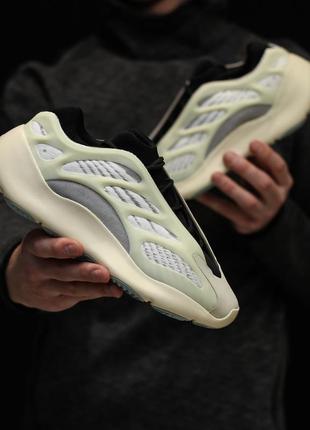 Adidas yeezy 700 v 3