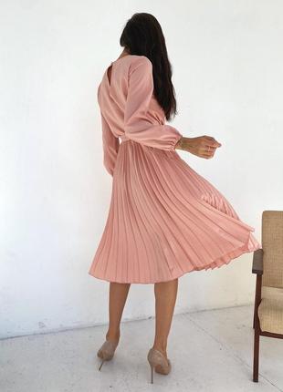 Нежное миди платье с юбкой плиссе 333 фото