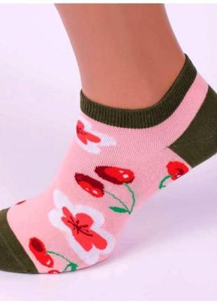 Жіночі короткі шкарпетки з 3d рельєфним принтом3 фото