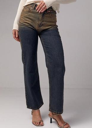 Женские джинсы с эффектом two-tone coloring 901185 фото