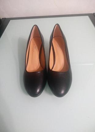 Туфли классические черные