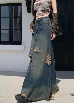 Трендовая джинсовая макси юбка с ретро эффектом2 фото