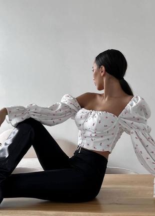 Красивий квітковий топ блуза з рукавом муслін стильний трендовий кроп топ9 фото