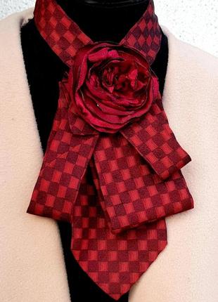 Жіноча краватка з квіткою  бордо1 фото