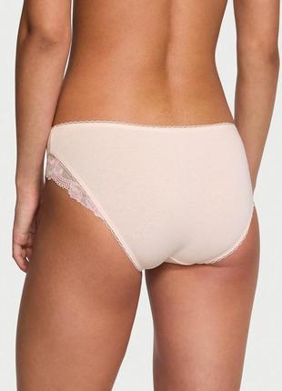Жіночі трусики victoria's secret cotton lace-trim bikini m рожеві2 фото