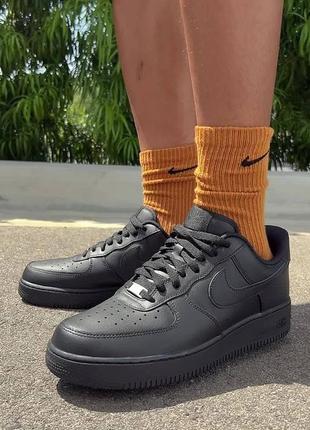 ❤️👟брендові кроси nike air force 1 😱🔥кросівки чоловічі найк аір форс 1 форси найкі чорні кроси3 фото