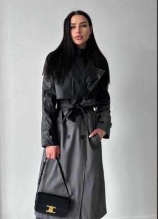 Трендовый плащ, тренч, пальто из комбинированной ткани с черной экокожей, графит от bomond boutique  42-442 фото