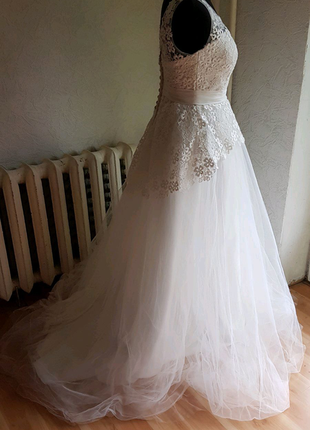 Весільна пишна сукня айворі, не венчана2 фото