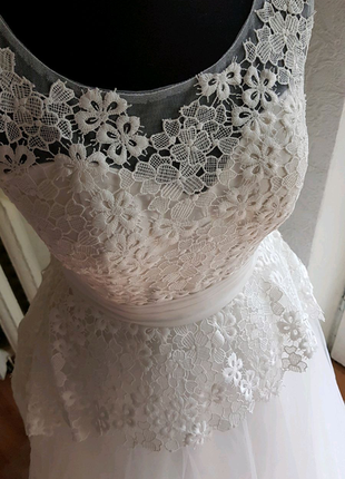 Весільна пишна сукня айворі, не венчана5 фото