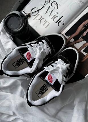 Трендовые женские и мужские кеды vans knu skool black white чёрно-белые5 фото