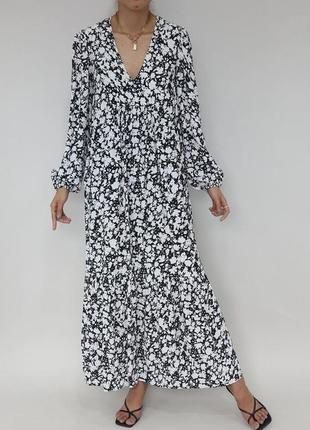 Платье макси женское чёрное белое цветочный принт