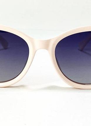 Поляризуючі сонцезахисні жіночі окуляри молочно-рожеві5 фото